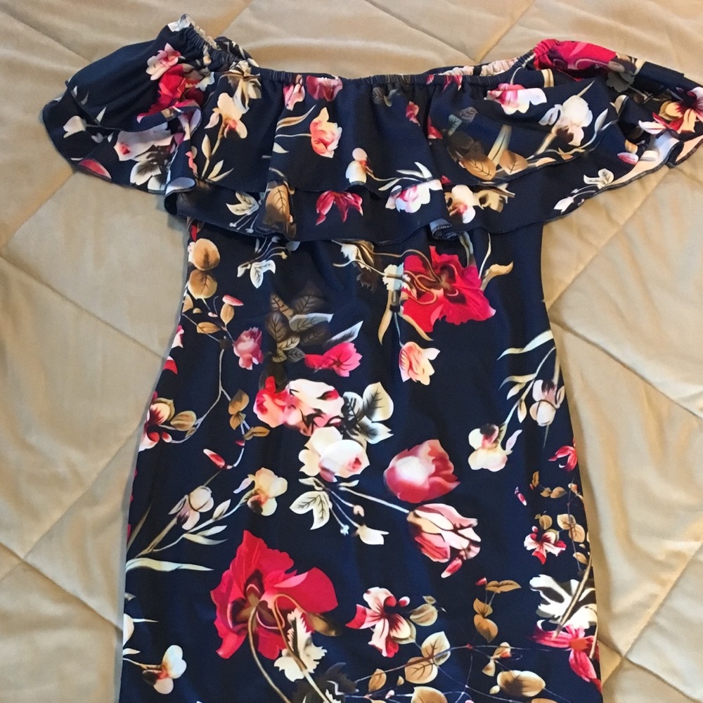 Floral midi dress with stretch